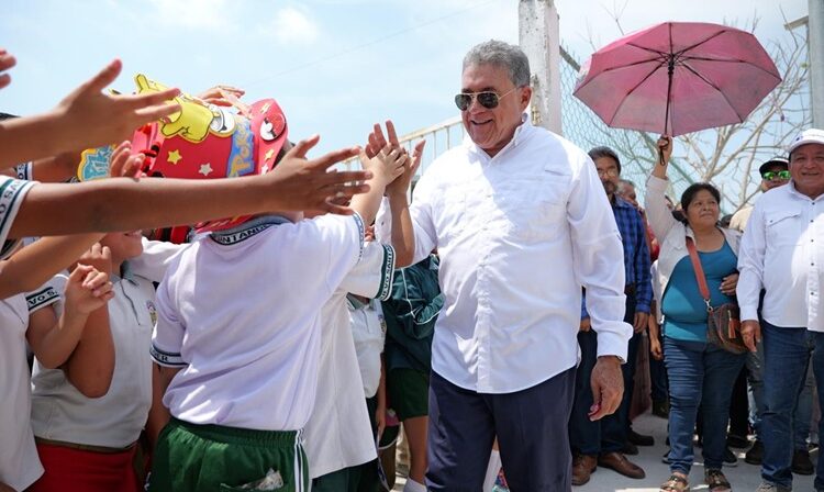 Aplica gobierno de Armando Martínez 500 mdp en obra pública