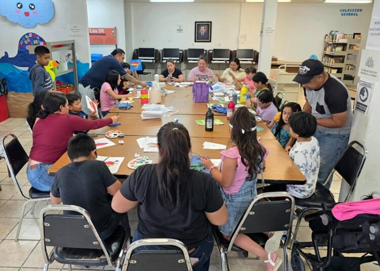 Aprenden artes plásticas usuarios de las bibliotecas públicas de NLD