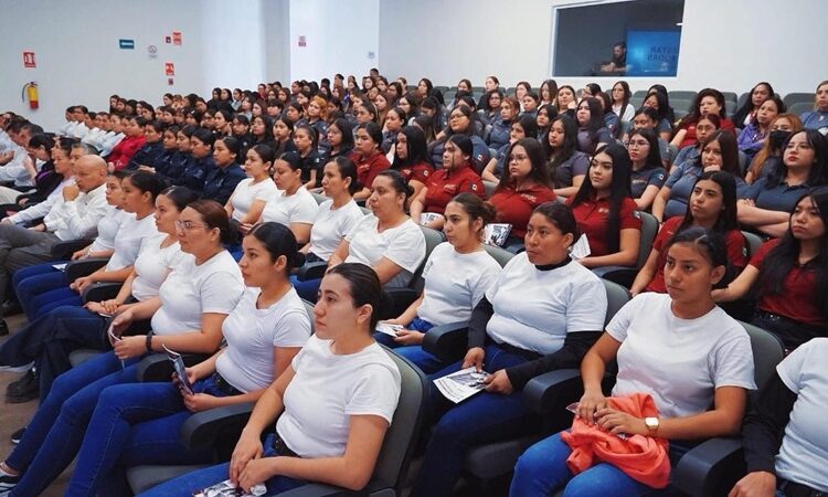 Aumenta USJT matrícula en licenciaturas y programas de posgrado