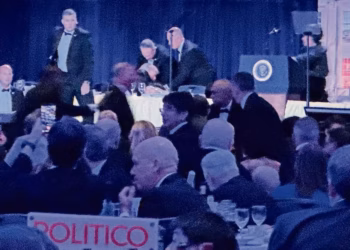 Trump libra incidente de tiroteo en Estados Unidos