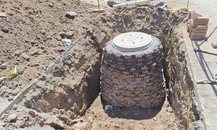 COMAPA Altamira construye pozos de visita en Fraccionamiento Las Haciendas