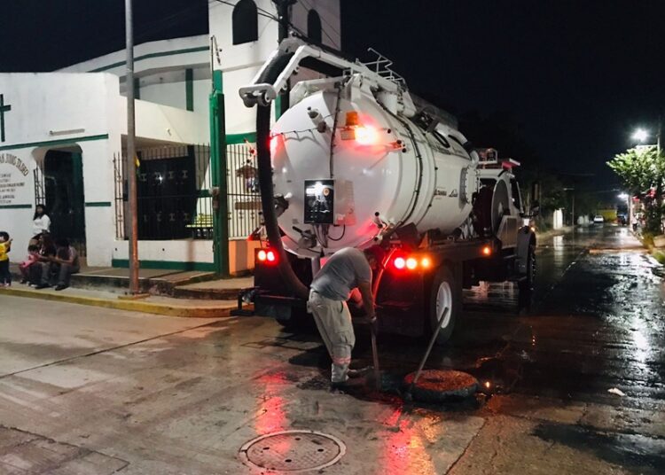 COMAPA Altamira efectúa mantenimiento a líneas generales de drenaje