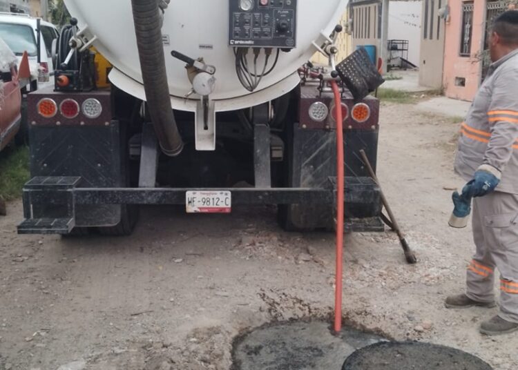 COMAPA Altamira efectúa mantenimiento a líneas generales de drenaje