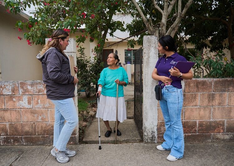 Casa por casa, lleva DIF Tamaulipas apoyo y bienestar a familias de la zona conurbada