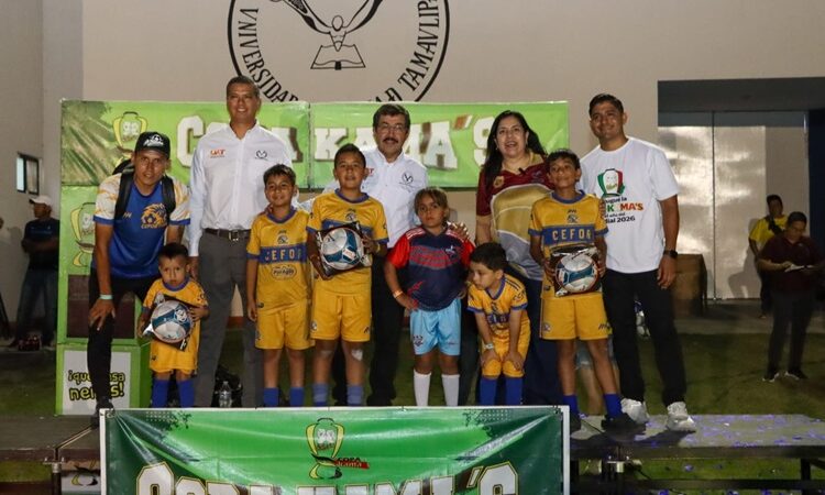 Con gran éxito inaugura Dámaso Anaya el estatal de la Copa Kama’s de fútbol
