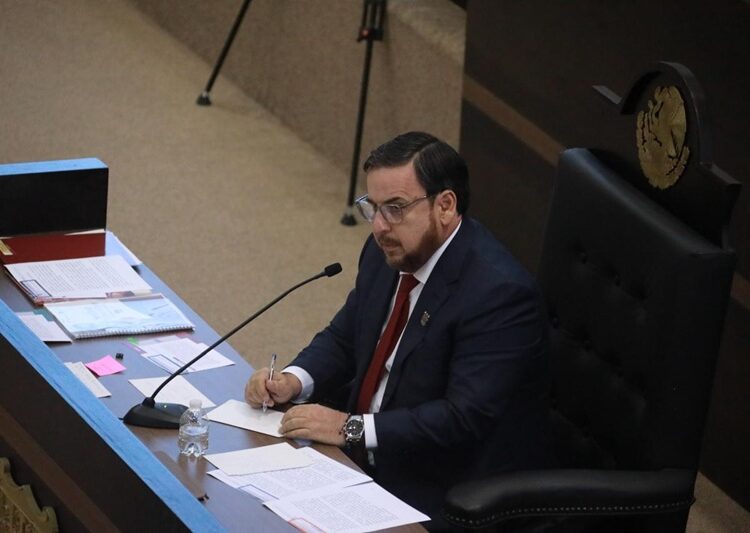 Consolida educación las bases para el bienestar con justicia social