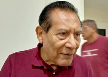 Revisiones de mochilas refuerzan seguridad en planteles tecnológicos