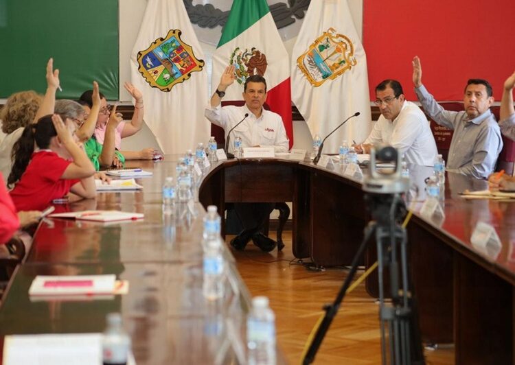 Distingue Cabildo victorense a rescatista de animales