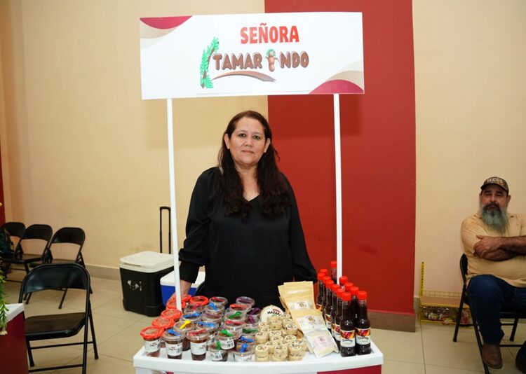 Emprendedores locales reciben distintivos “Hecho en México” y “Hecho en Tamaulipas”