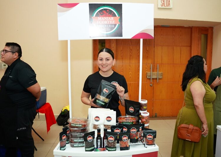 Emprendedores locales reciben distintivos “Hecho en México” y “Hecho en Tamaulipas”