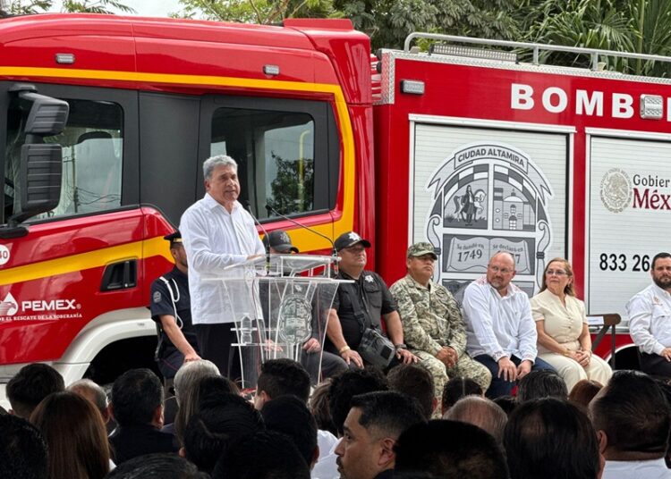 Hace historia Altamira con nuevo cuartel de bomberos