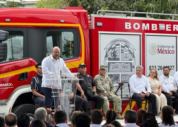 Hace historia Altamira con nuevo cuartel de bomberos