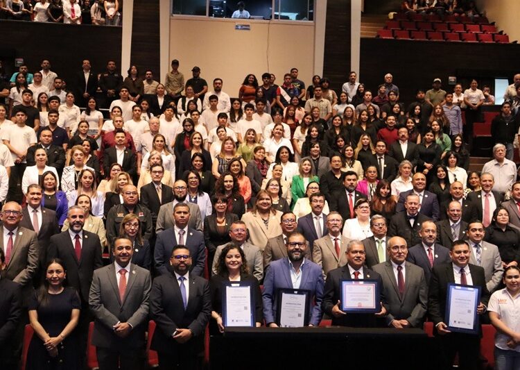 “Hito histórico. La UAT alcanza el 100% de excelencia académica”: Rector Dámaso Anaya