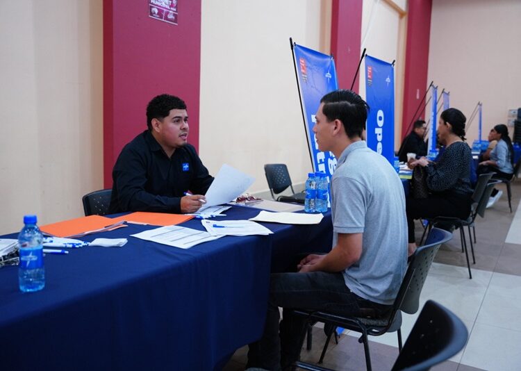 Impulsa Gobierno de NLD generación de empleo con jornada de reclutamiento para profesionistas