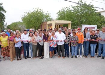 Inaugura AMM más obras de pavimentación en zona centro de Altamira