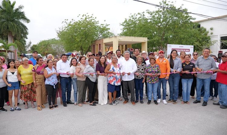 Inaugura AMM más obras de pavimentación en zona centro de Altamira