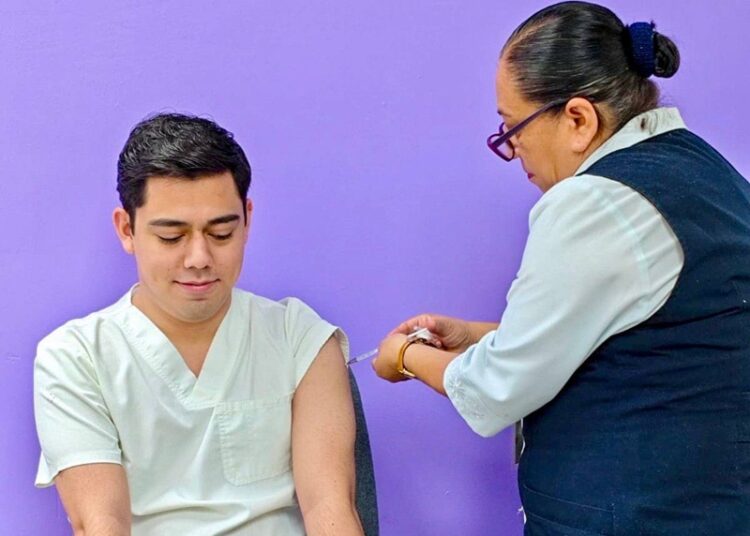 ¡Inicia ‘Jornada Nacional de Vacunación’ en NLD!