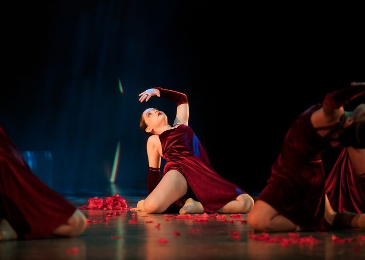 La UAT celebra el ‘Día Internacional de la Danza’ con una gala artística del talento universitario