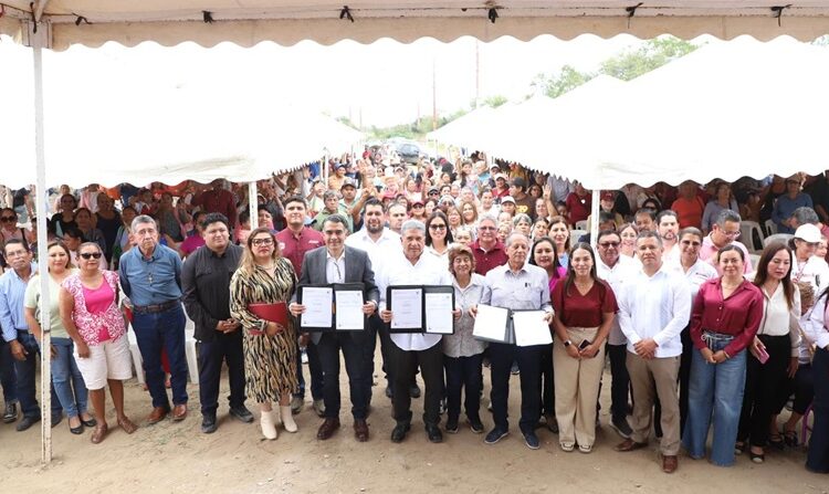 Logra Armando Martínez justicia social para habitantes de Los Olivos