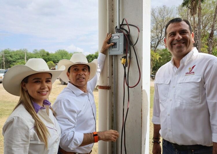 Mantiene Lalo Gattás un gobierno cercano a la gente
