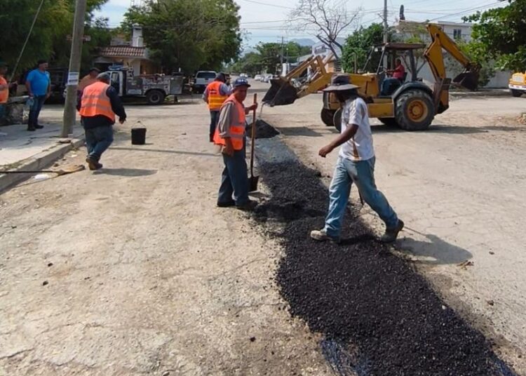 Mantiene Municipio acciones de bacheo en periodo vacacional