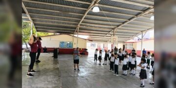 Mantiene ‘Academia Social de Valores’ actividades en escuelas