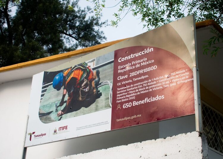 “Más y mejores espacios para aprender”: gobernador entregó obras en escuela de Ciudad Victoria