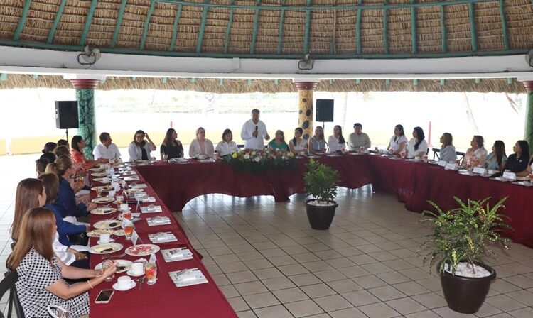 Mayor vinculación de COMAPA Altamira con el sector empresarial femenino