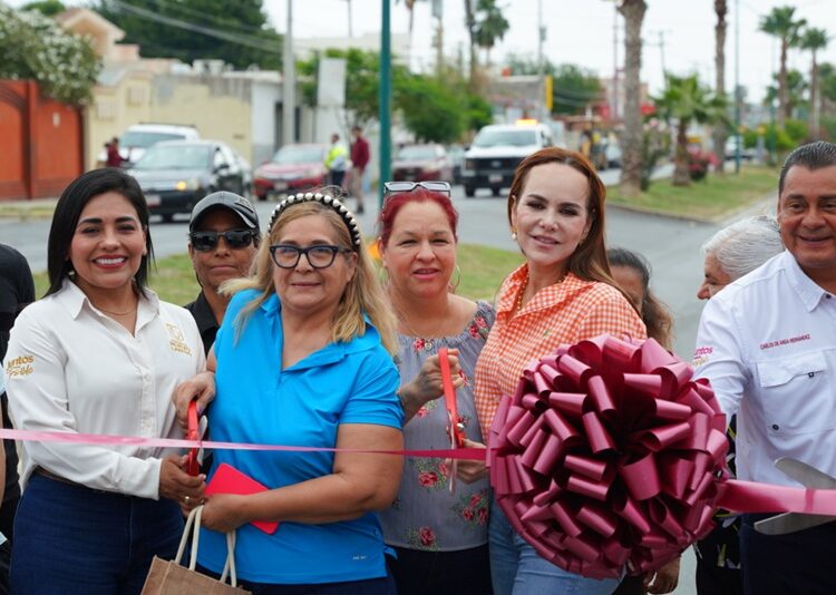 Mejora Gobierno de NLD vialidades en las colonias Palacios, Juárez y FOVISSSTE