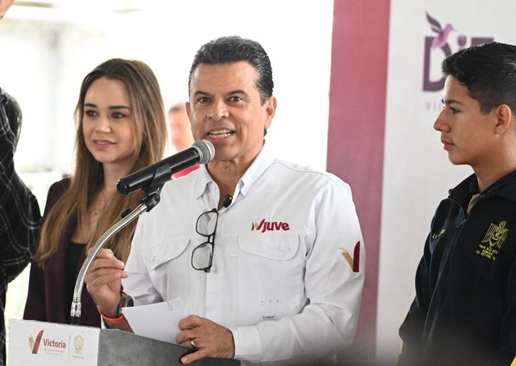 Mejora Municipio espacios educativos en la Secundaria General No. 8