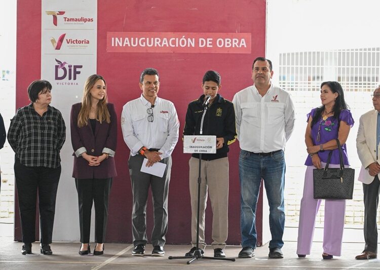 Mejora Municipio espacios educativos en la Secundaria General No. 8