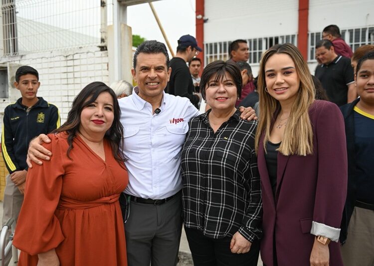Mejora Municipio espacios educativos en la Secundaria General No. 8