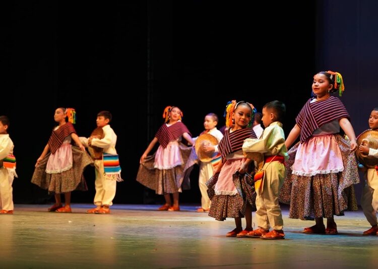 NLD celebra con éxito “La Huasteca está de fiesta” en el Centro Cultural