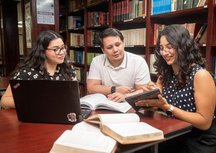 Obtiene UAT primer lugar nacional en maratón estudiantil de contabilidad