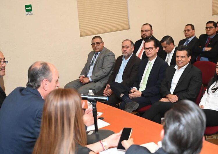 Reconoce alcalde Lalo Gattás labor del TFJA en Victoria