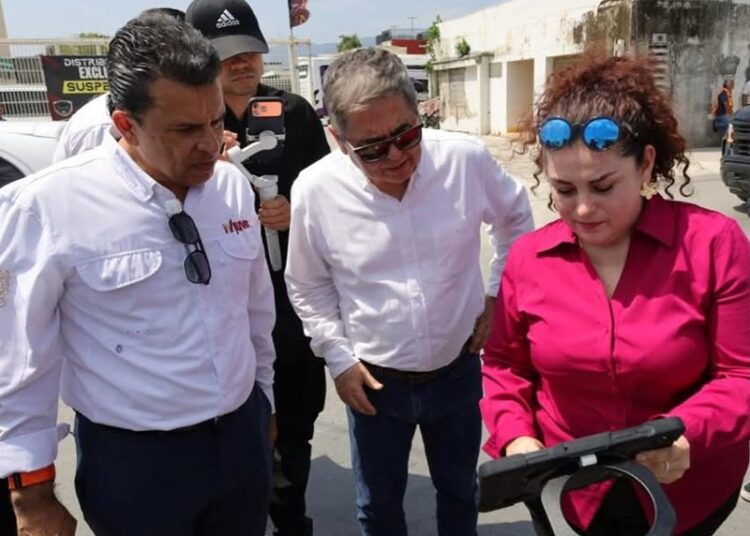 Supervisa alcalde rehabilitación de fugas y limpieza de drenes pluviales en Victoria