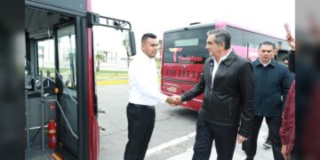Supervisa gobernador unidades del nuevo sistema de transporte público de Tamaulipas