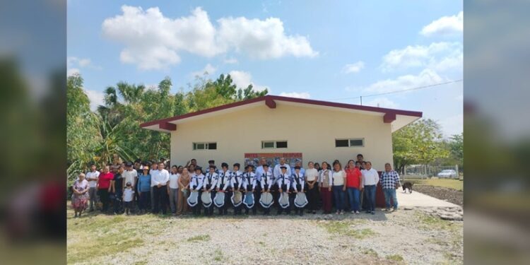 Transforman espacios educativos con nueva infraestructura en Telebachillerato 018 de El Mante