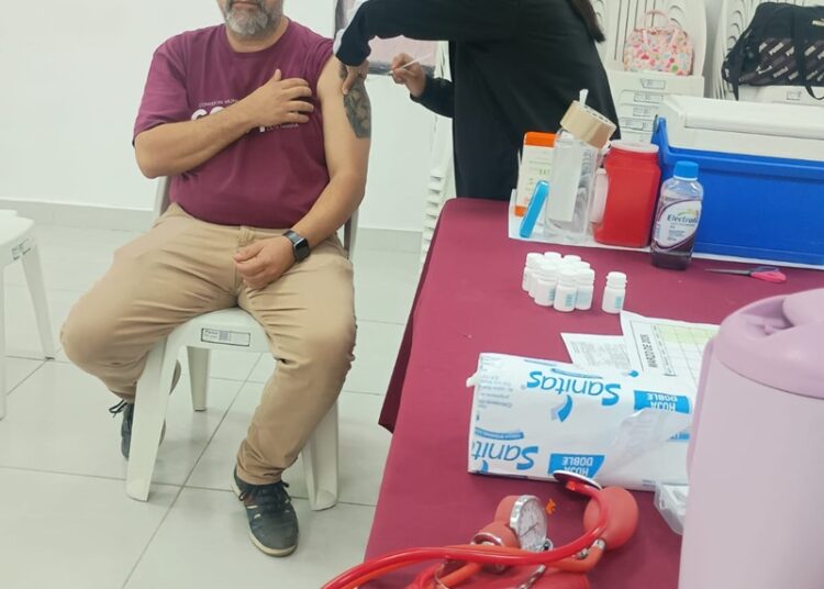 Vacunan contra la influenza y COVID a trabajadores de la COMAPA Altamira