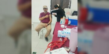Vacunan contra la influenza y COVID a trabajadores de la COMAPA Altamira