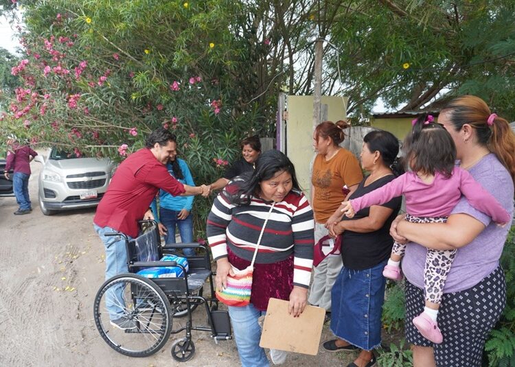 Visita HP a familias en Reynosa, para atender peticiones ciudadanas