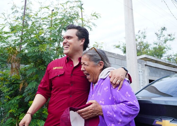 Visita HP a familias en Reynosa, para atender peticiones ciudadanas