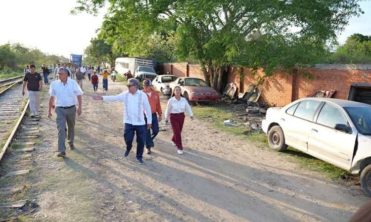 Arranca Armando Martínez rehabilitación de alumbrado en espacios deportivos