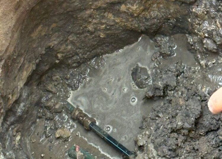 Arregla COMAPA Altamira fugas de agua en diferentes colonias
