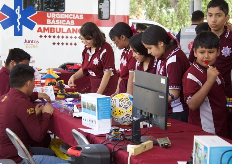 ‘Brigada de Contacto Joven’ llega a la Sec. #32 para impulsar el bienestar de las juventudes