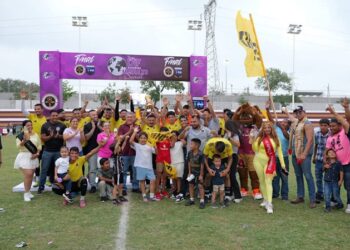 ¡Club Deportivo Ébano es campeón!