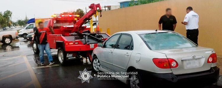 Continúa apoyo ciudadano con servicio de grúa gratuito