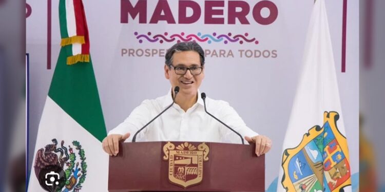 Desesperado porque se le va reelección, Erasmo González alcalde de Madero, enloquece