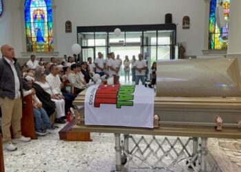 Despiden a Camila entre reclamos de justicia