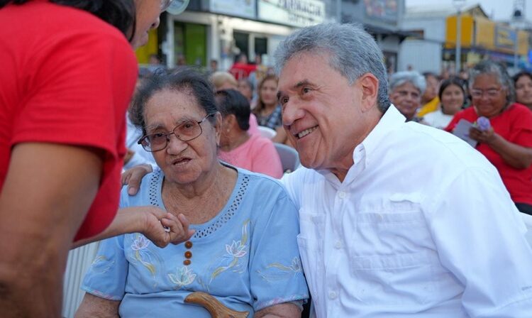 Disfrutan más de 5 mil mamás altamirenses espectacular festejo